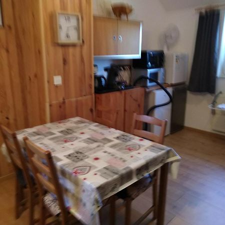Cozy Apartment In Paliseul With Garden Carlsbourg Extérieur photo