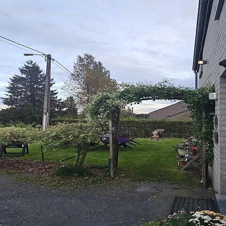 Cozy Apartment In Paliseul With Garden Carlsbourg Extérieur photo