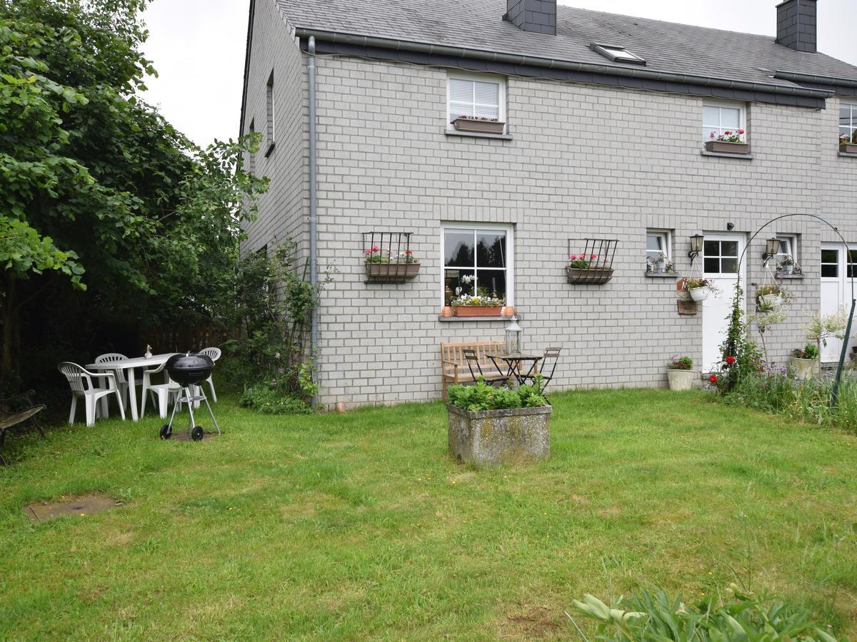 Cozy Apartment In Paliseul With Garden Carlsbourg Extérieur photo
