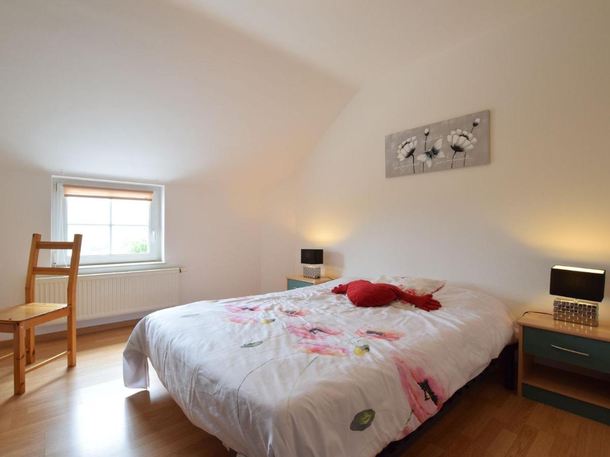 Cozy Apartment In Paliseul With Garden Carlsbourg Extérieur photo